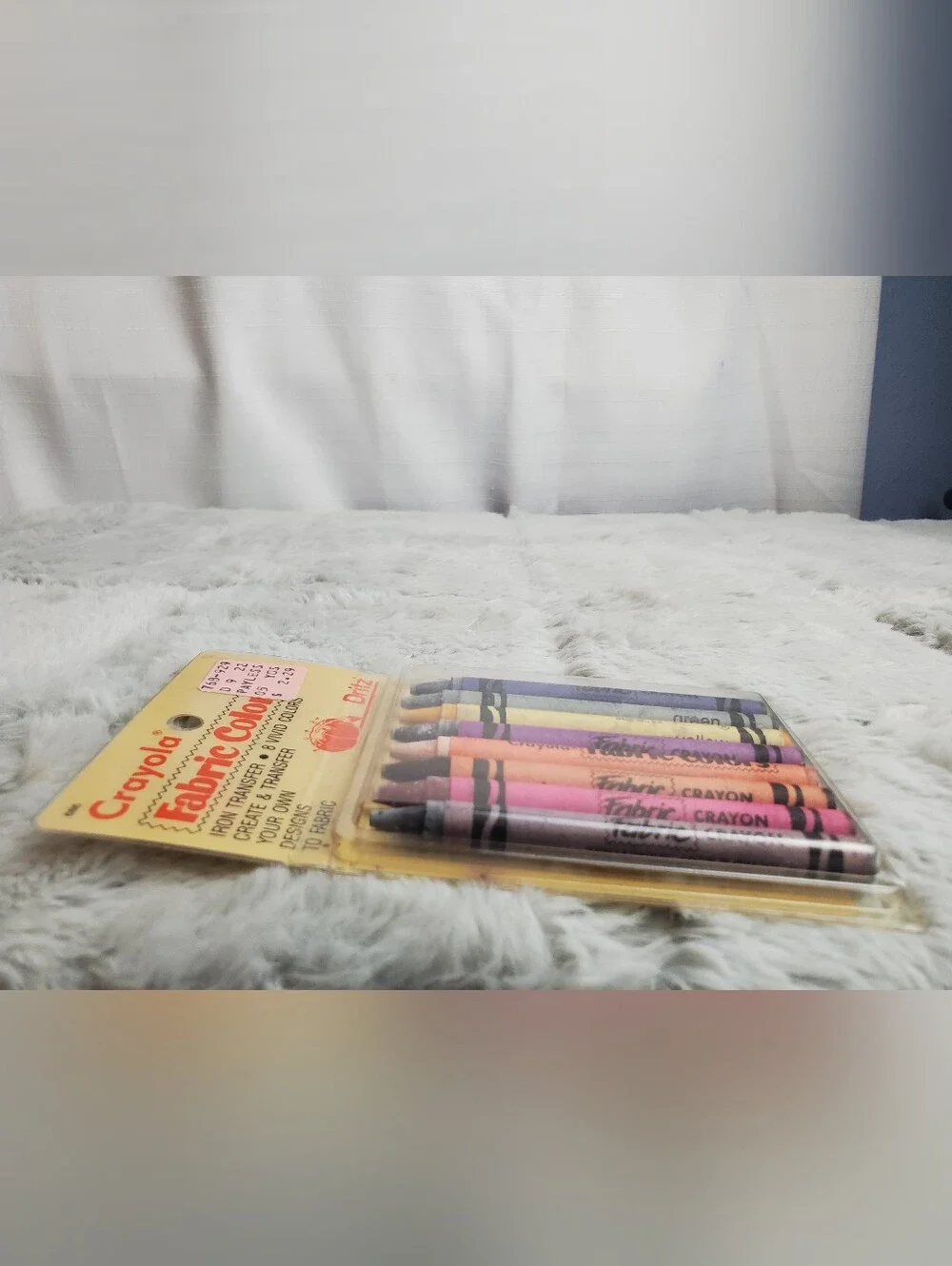 Vintage Dritz Crayola Fabric Crayons 8 Colors Iron Transfer #686 1987 NOS